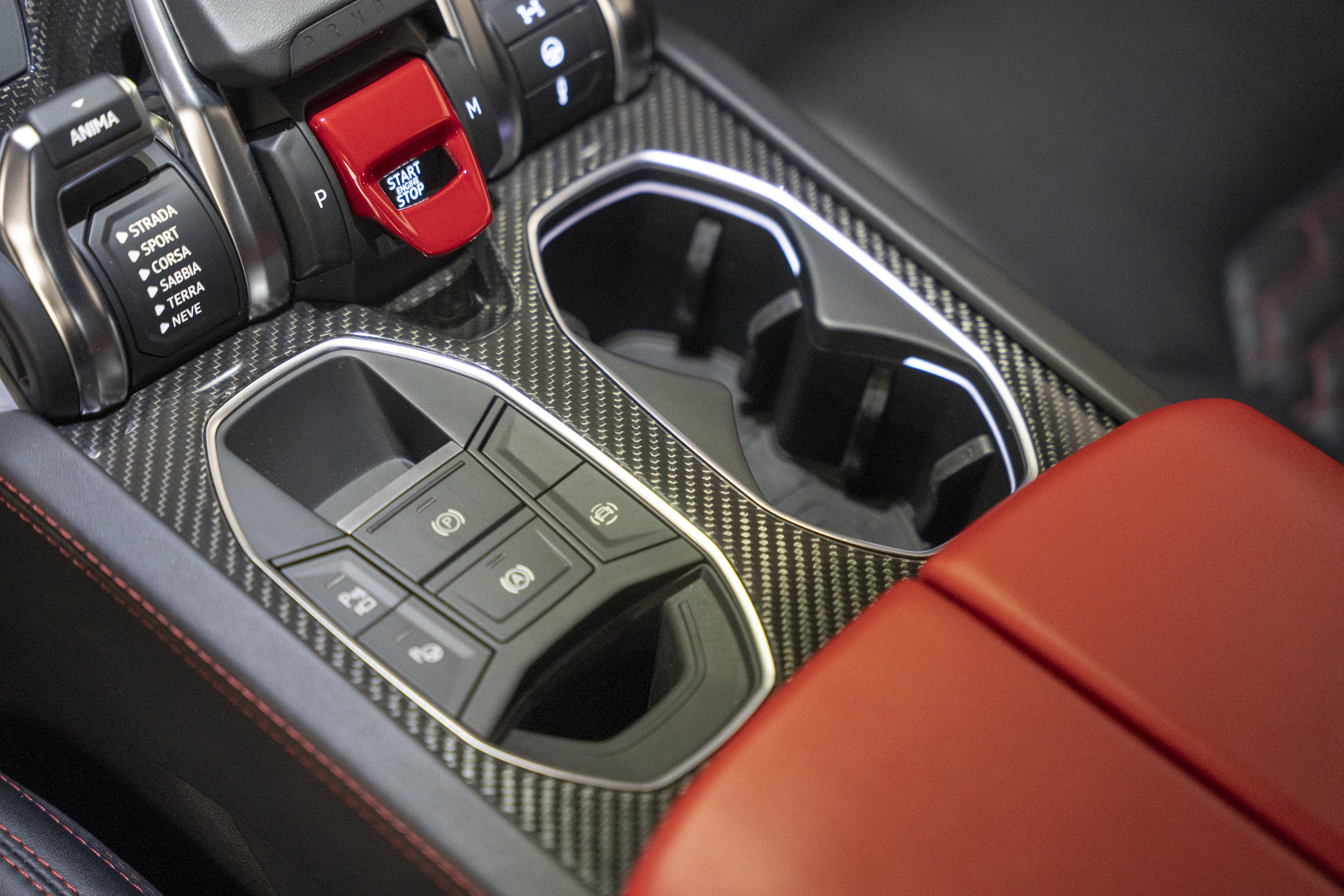 Used 2021 Lamborghini Urus AWD image 46