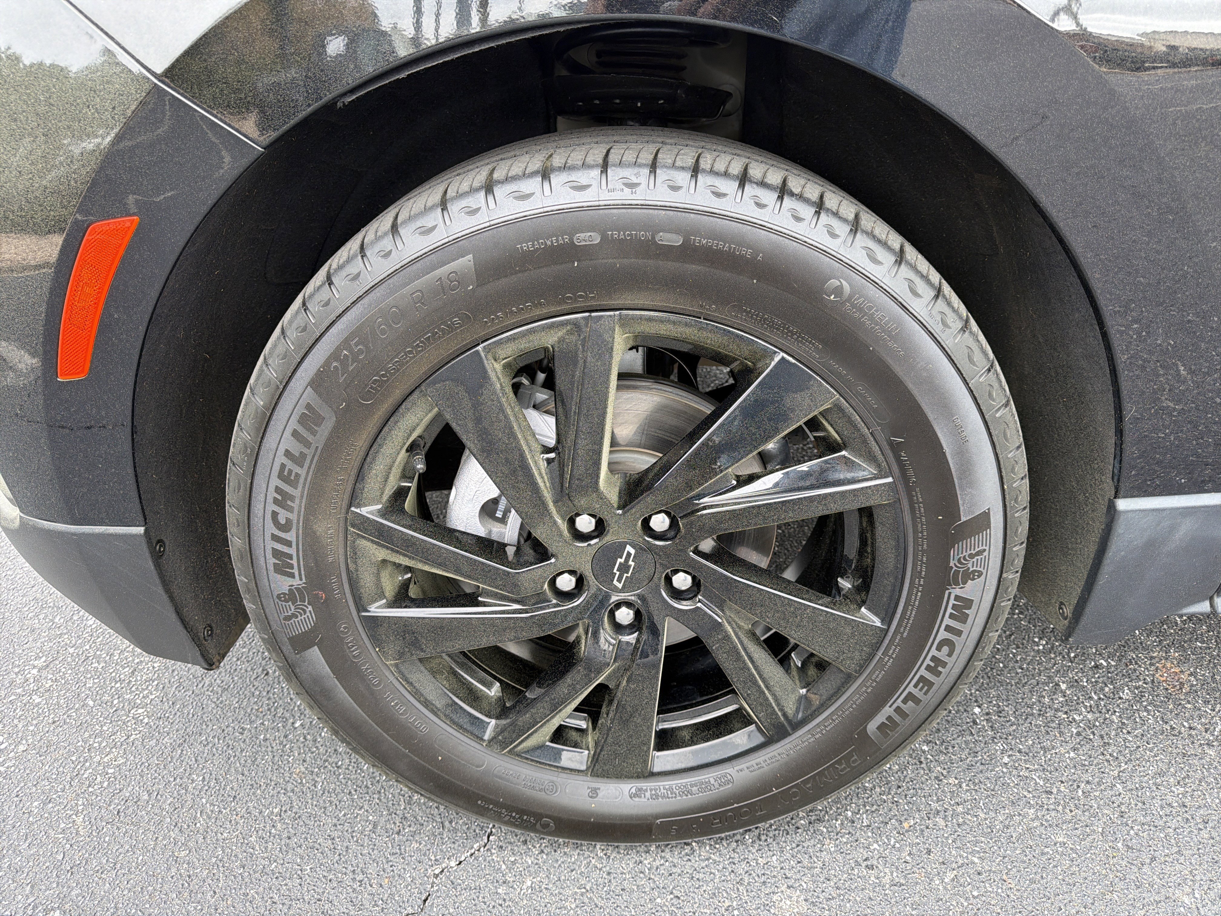 Used 2024 Chevrolet Equinox LS w/ LS Convenience Package image 11