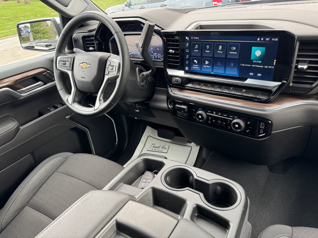 Used 2024 Chevrolet Silverado 1500 LT w/ Protection Package image 27