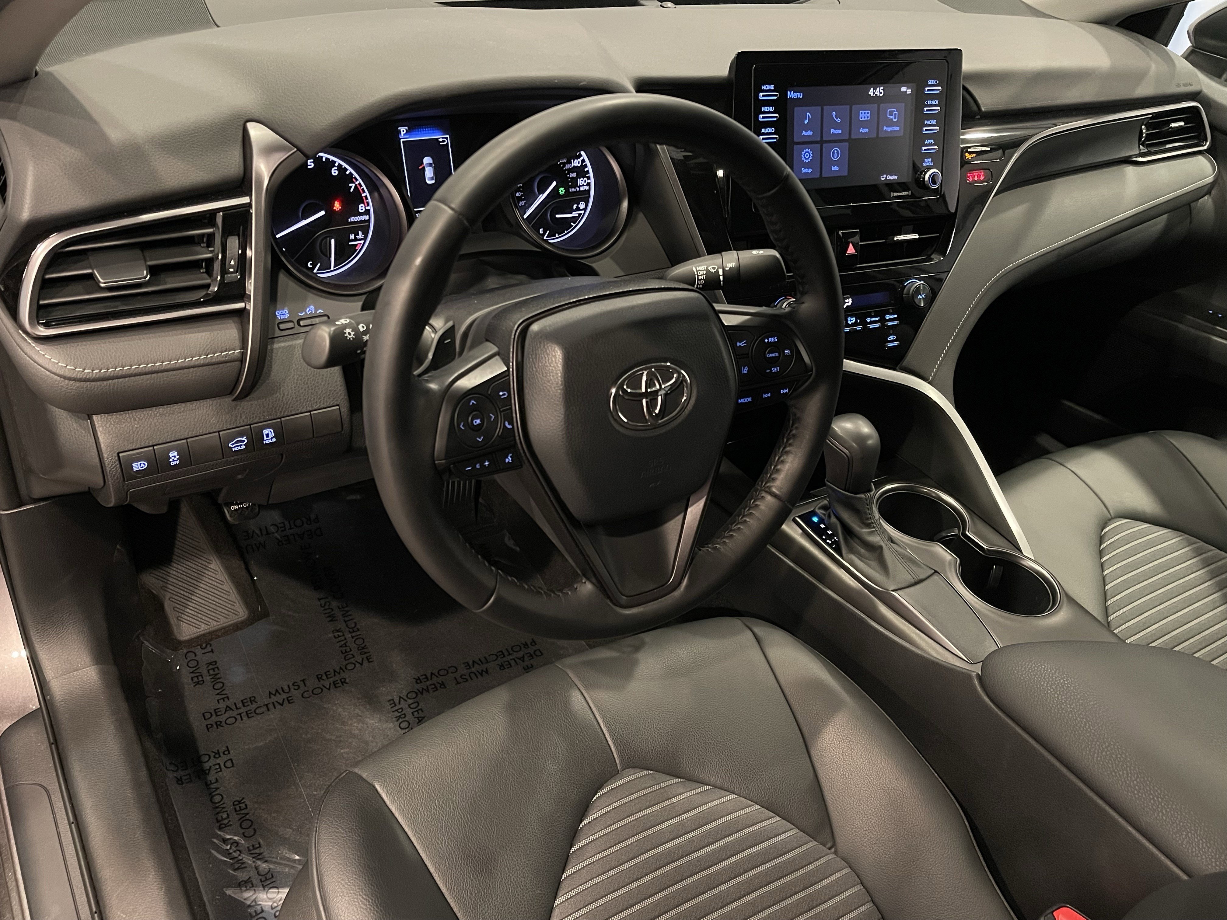 Used 2021 Toyota Camry SE image 9