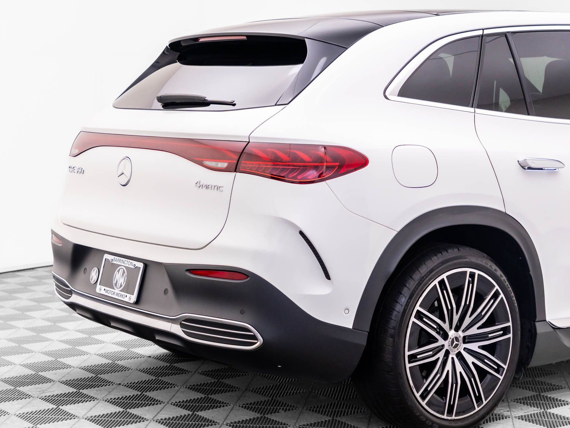 Used 2023 Mercedes-Benz EQE 350+ 4MATIC SUV image 40