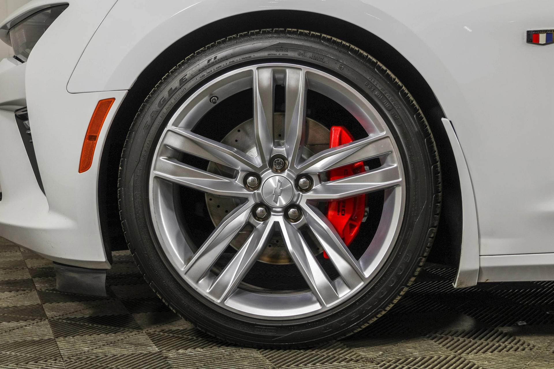 Used 2018 Chevrolet Camaro SS image 62