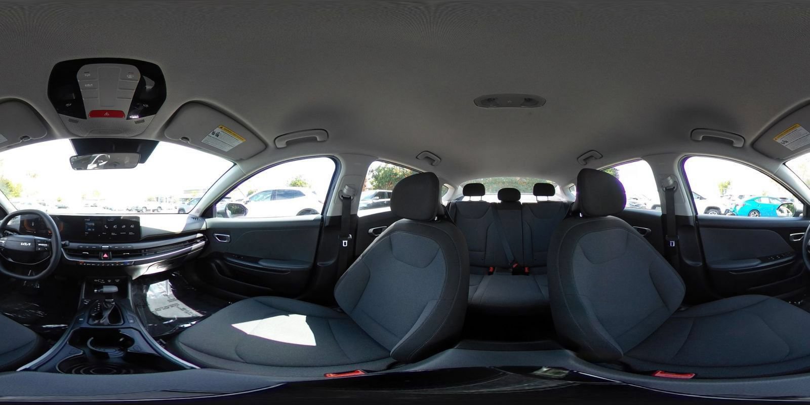 Used 2025 Kia K4 FWD image 43