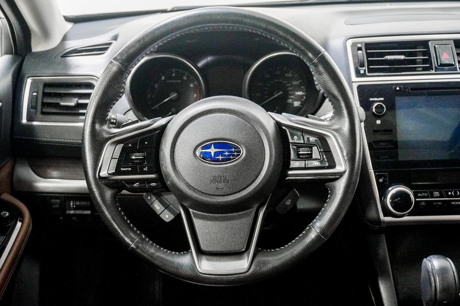 Used 2019 Subaru Outback 3.6R Touring w/ Popular Package #3A AWD/4WD image 22