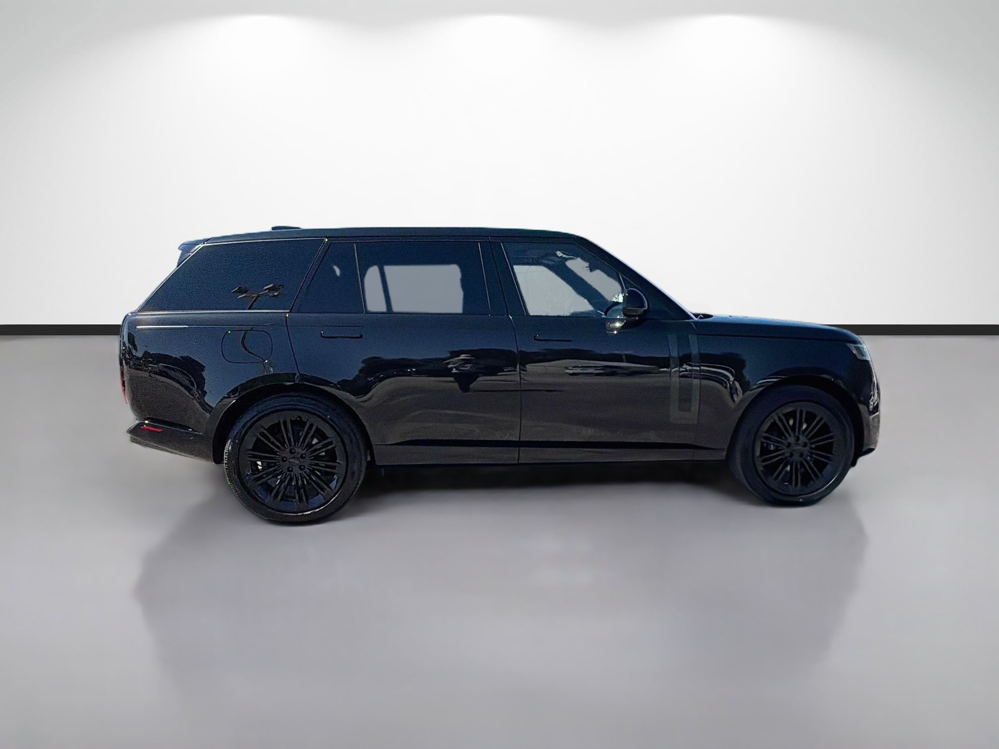New 2026 Land Rover Range Rover Long Wheelbase SE AWD/4WD image 6