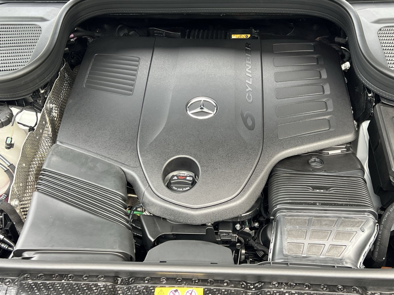 New 2027 Mercedes-Benz GLS 450 4MATIC image 35