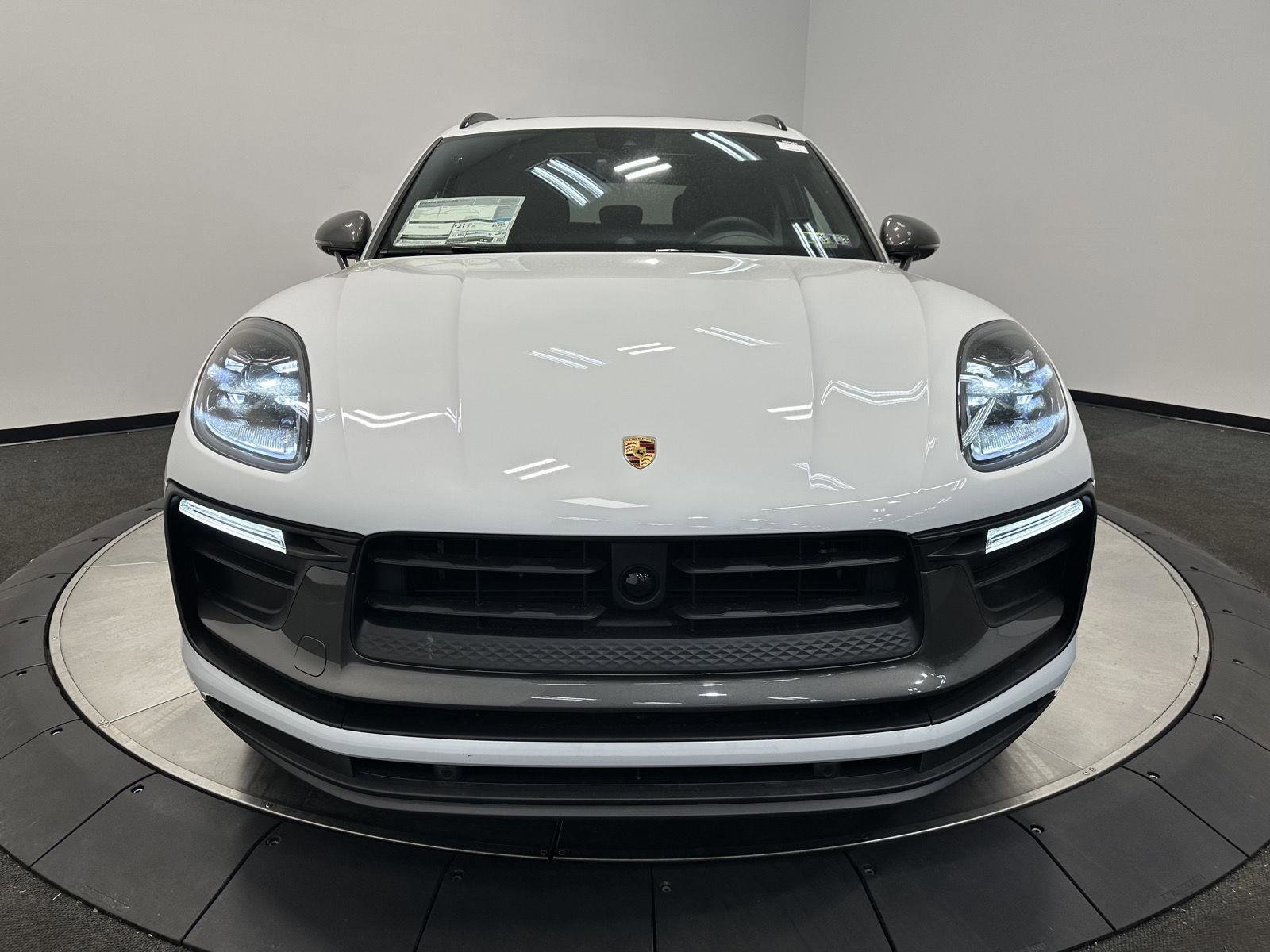 New 2025 Porsche Macan Turbo image 10