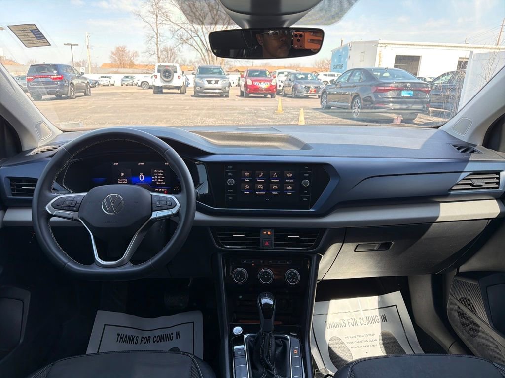 Used 2023 Volkswagen Taos SE image 21