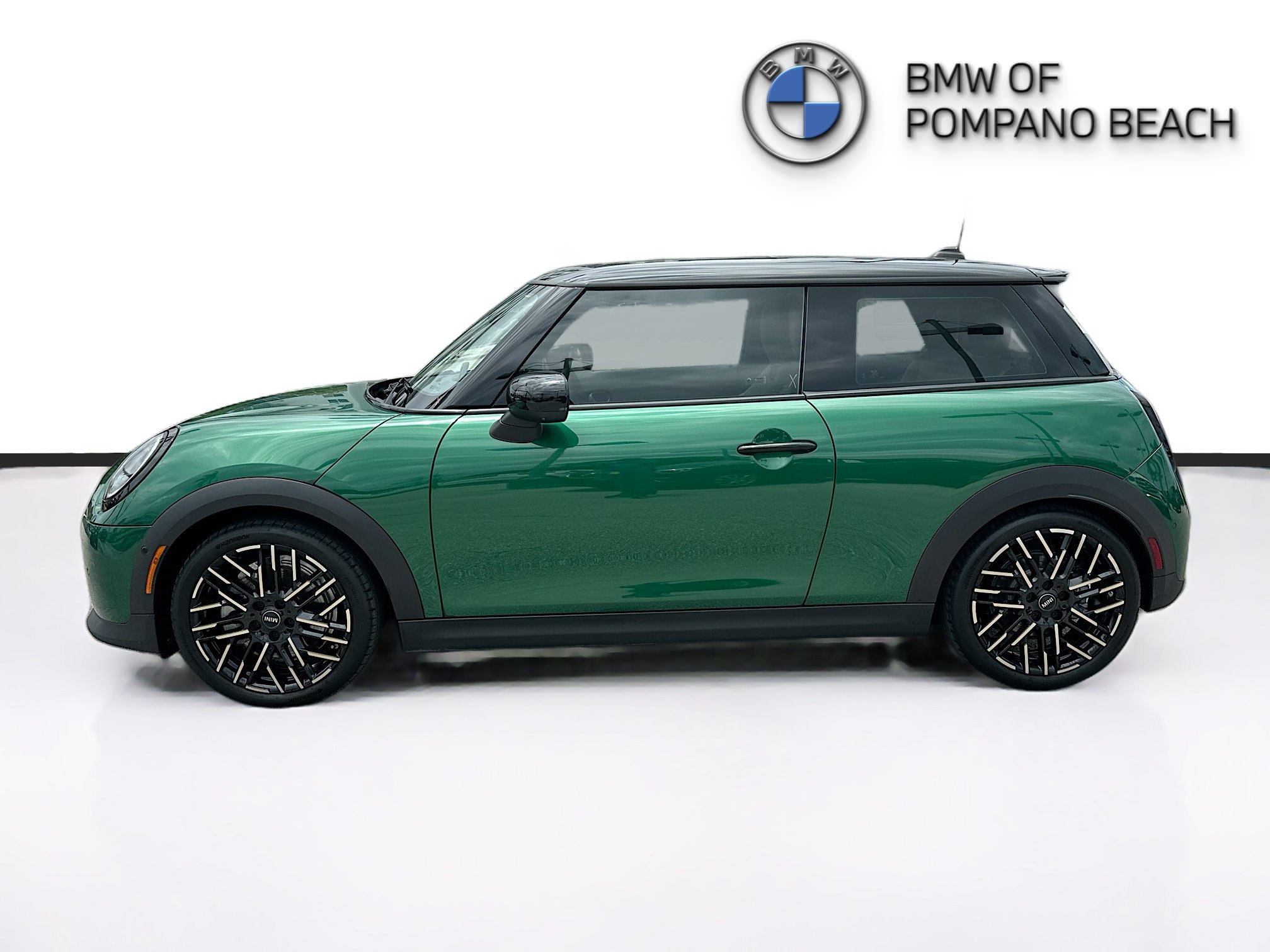 Used 2025 MINI Cooper S FWD image 4