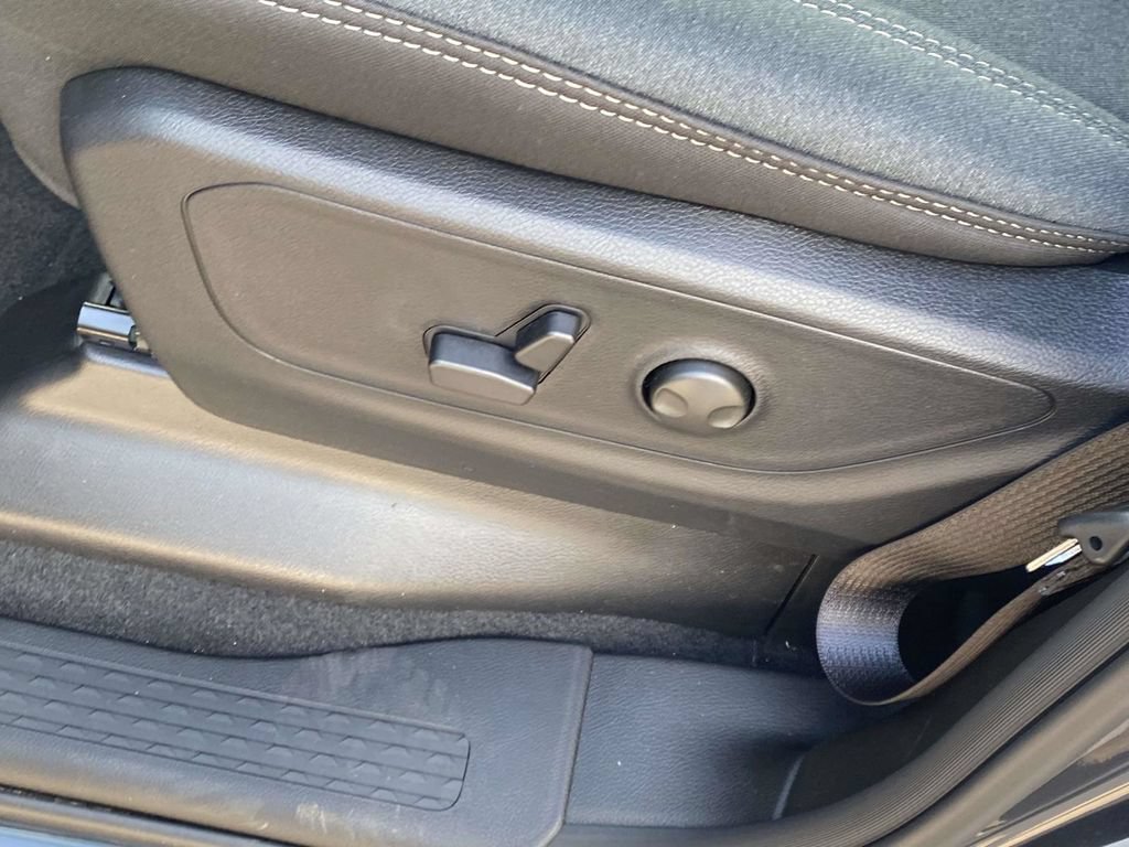 New 2026 RAM 1500 Big Horn AWD/4WD image 15