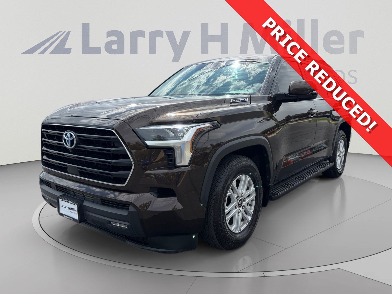 Certified 2023 Toyota Sequoia SR5 AWD/4WD video 1