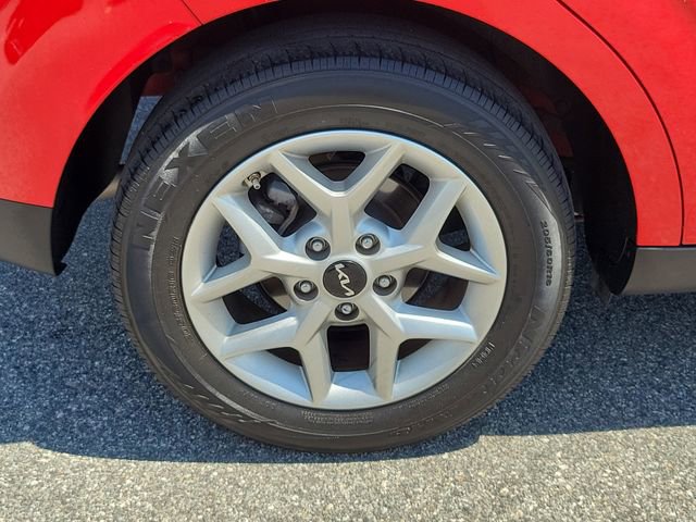 Used 2024 Kia Soul LX w/ Option Group 015 image 7