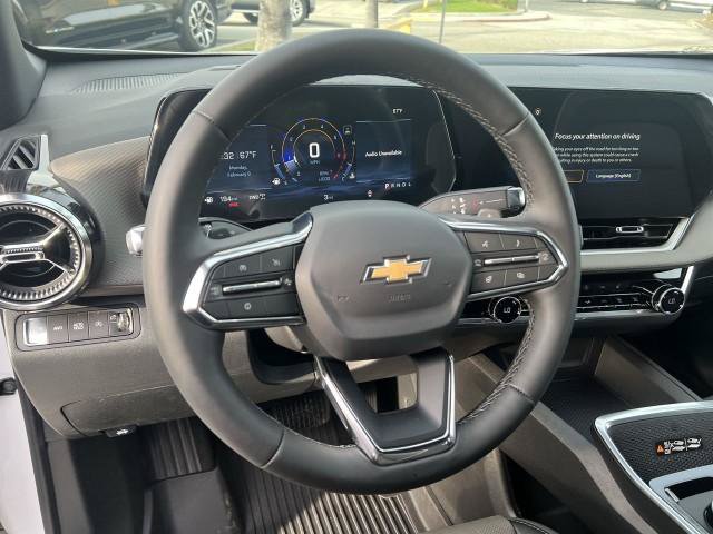 New 2026 Chevrolet Equinox LT w/ Convenience Package II AWD/4WD image 11