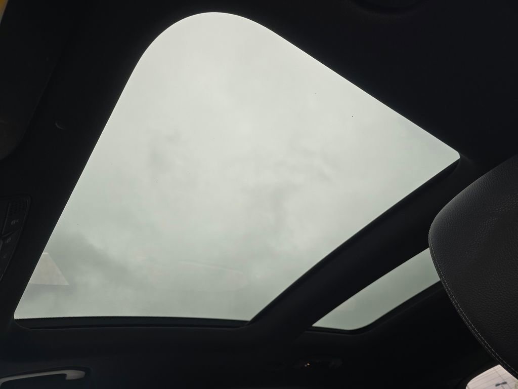 Certified 2020 Mercedes-Benz GLC 300 4MATIC image 3