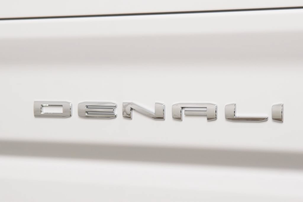Used 2025 GMC Sierra 3500 Denali w/ Denali Reserve Package AWD/4WD image 21