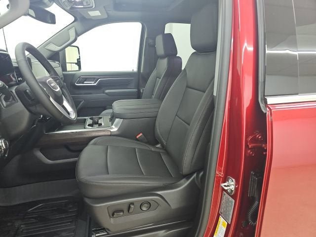 New 2026 GMC Sierra 3500 SLT w/ SLT Premium Package AWD/4WD image 2