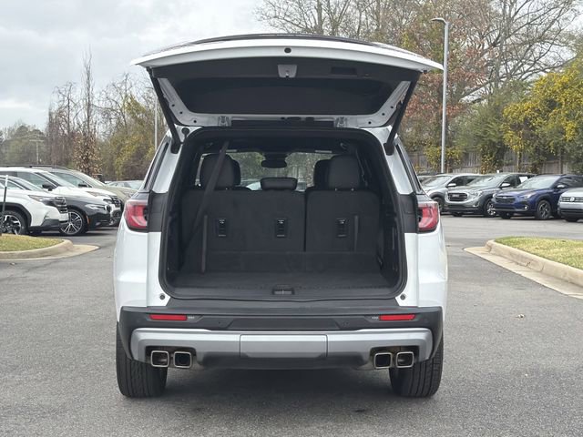 Used 2024 GMC Acadia Elevation image 16