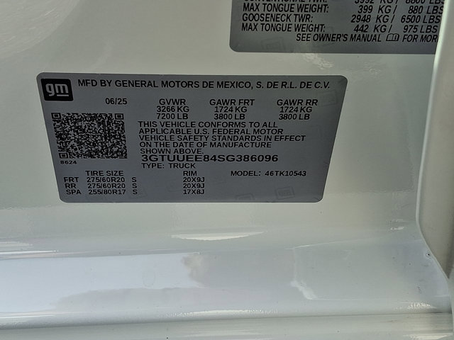 Used 2025 GMC Sierra 1500 AT4 w/ Technology Package AWD/4WD image 33