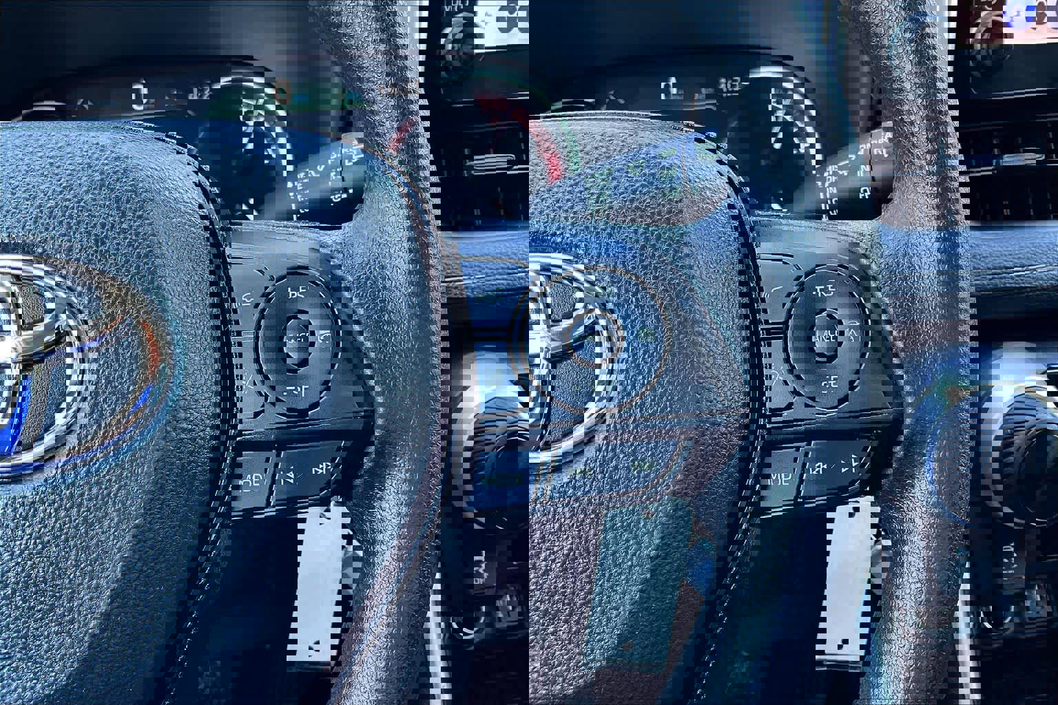 Used 2024 Toyota RAV4 LE image 25