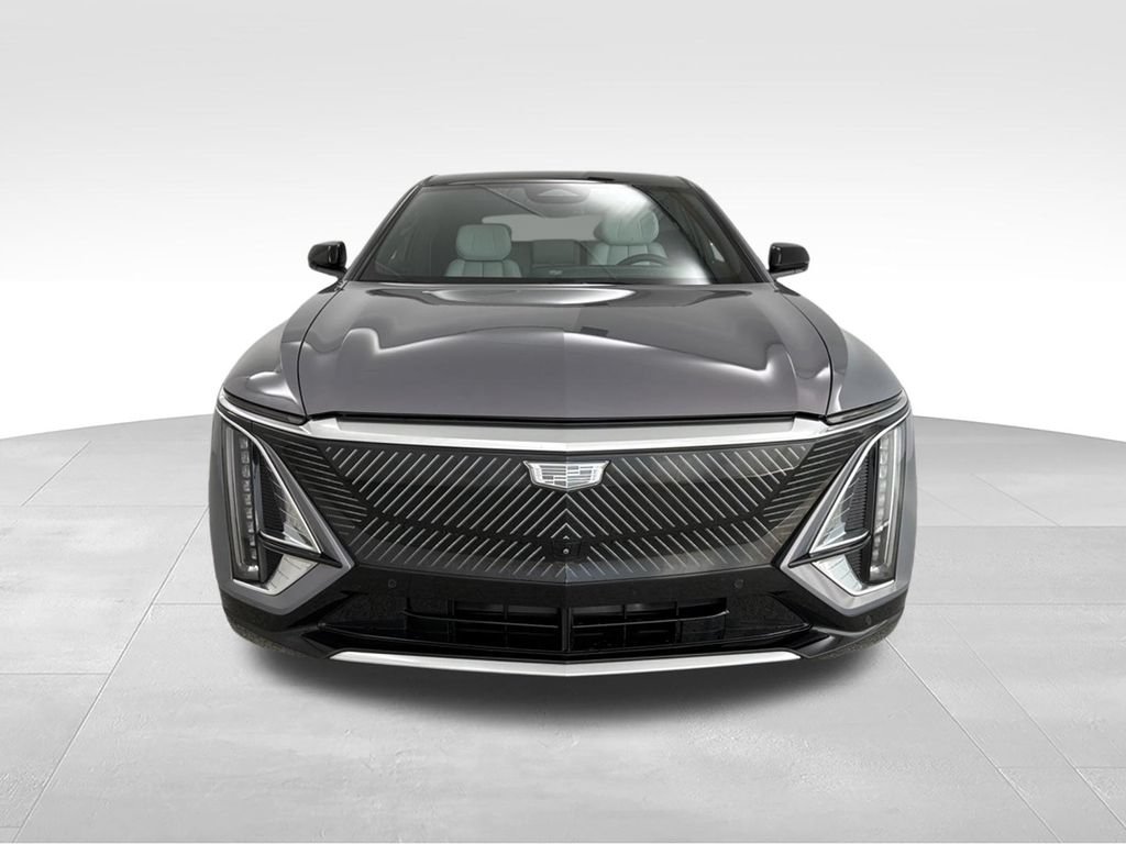 Used 2024 Cadillac Lyriq Luxury AWD/4WD image 8