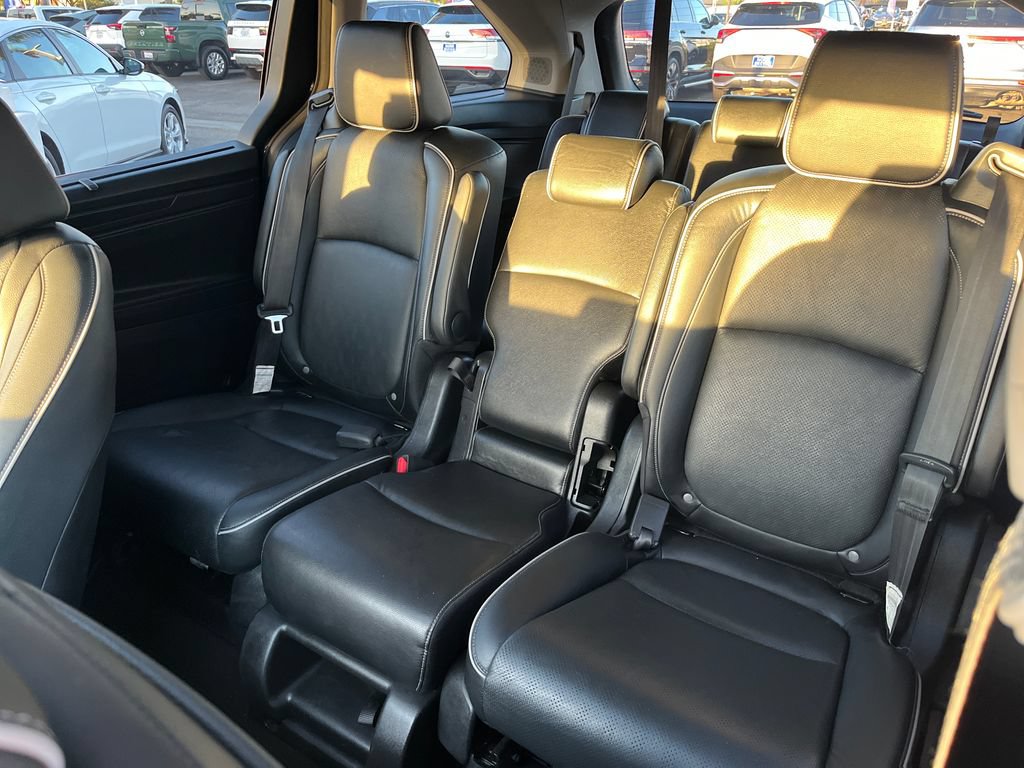Used 2023 Honda Odyssey Elite image 38