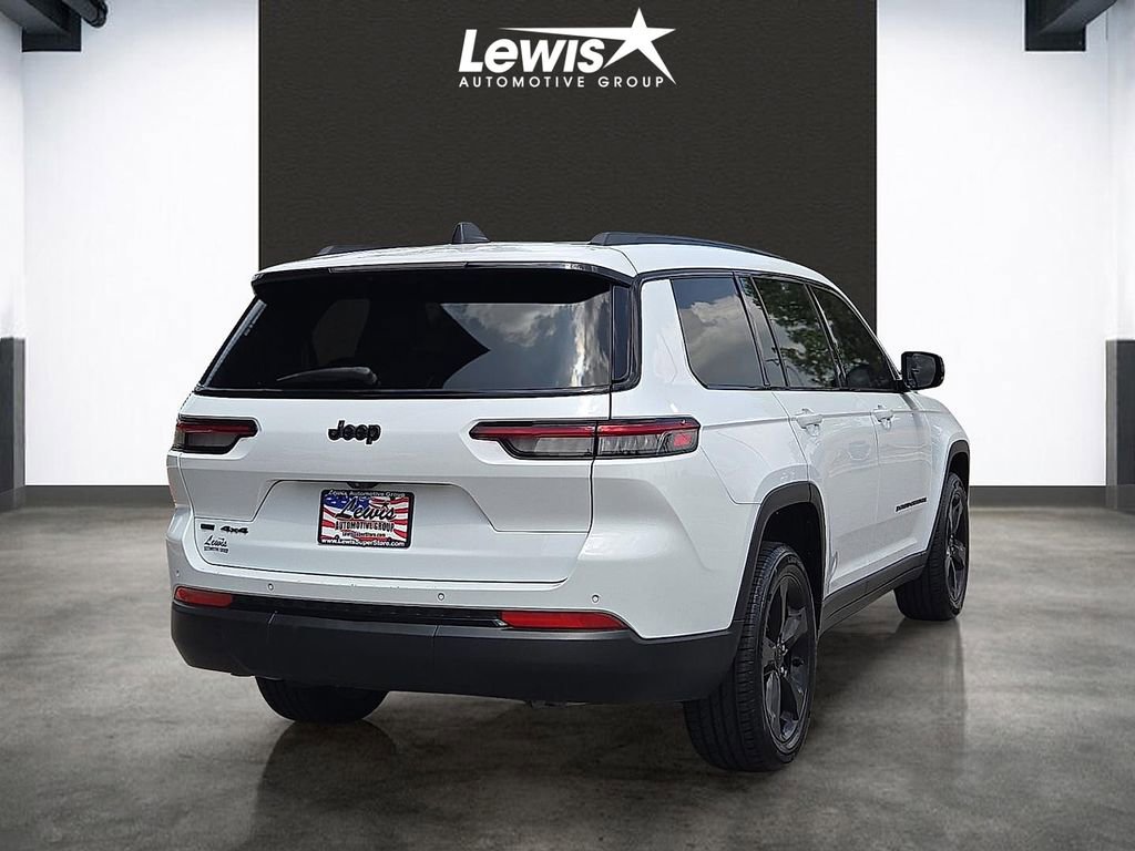 Used 2022 Jeep Grand Cherokee L Laredo AWD/4WD image 4
