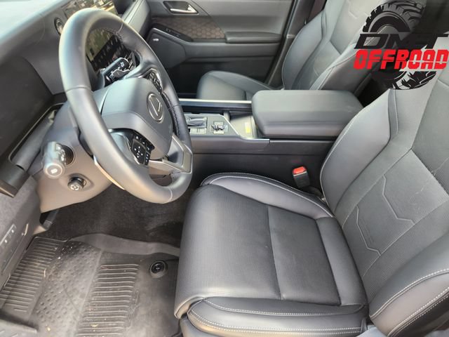 Used 2026 Lexus GX 550 w/ Accessory Package (2T) AWD/4WD image 13