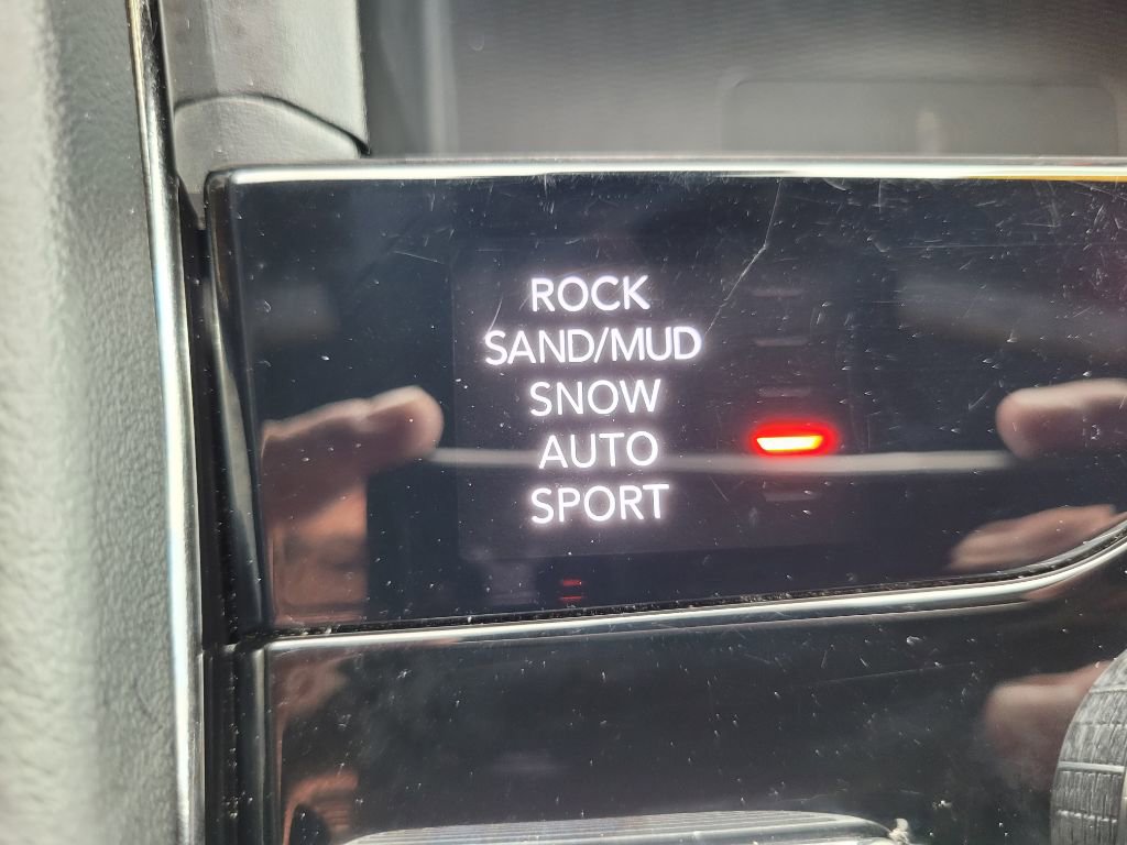 Used 2023 Jeep Grand Cherokee L Summit image 46