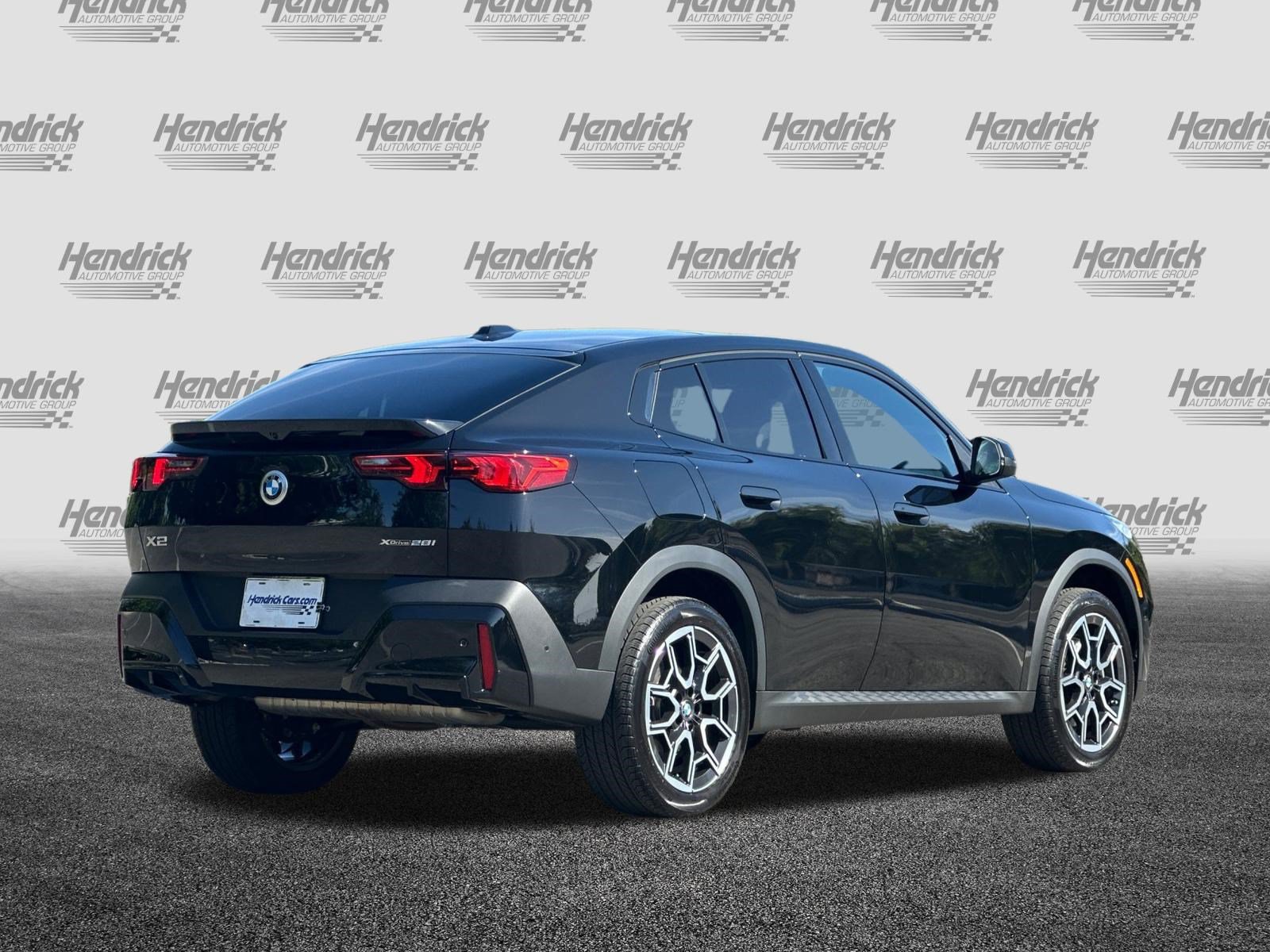 Used 2026 BMW X2 xDrive28i AWD/4WD image 5