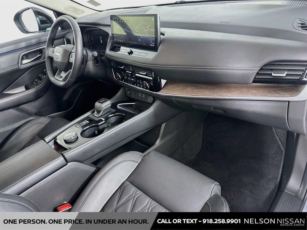 Certified 2026 Nissan Rogue Platinum w/ Platinum Premium Package AWD/4WD image 31