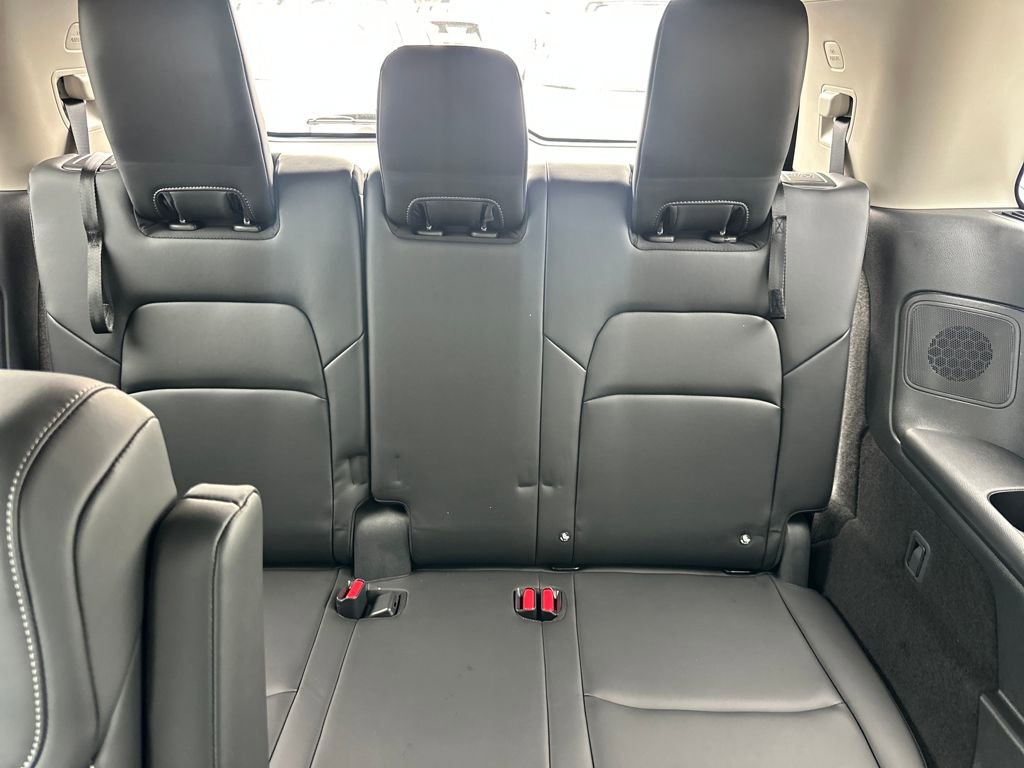 New 2026 Nissan Pathfinder SL image 18