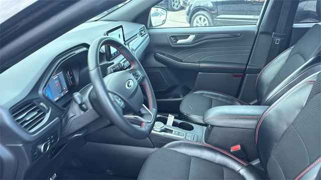 Used 2024 Ford Escape ST-Line image 24