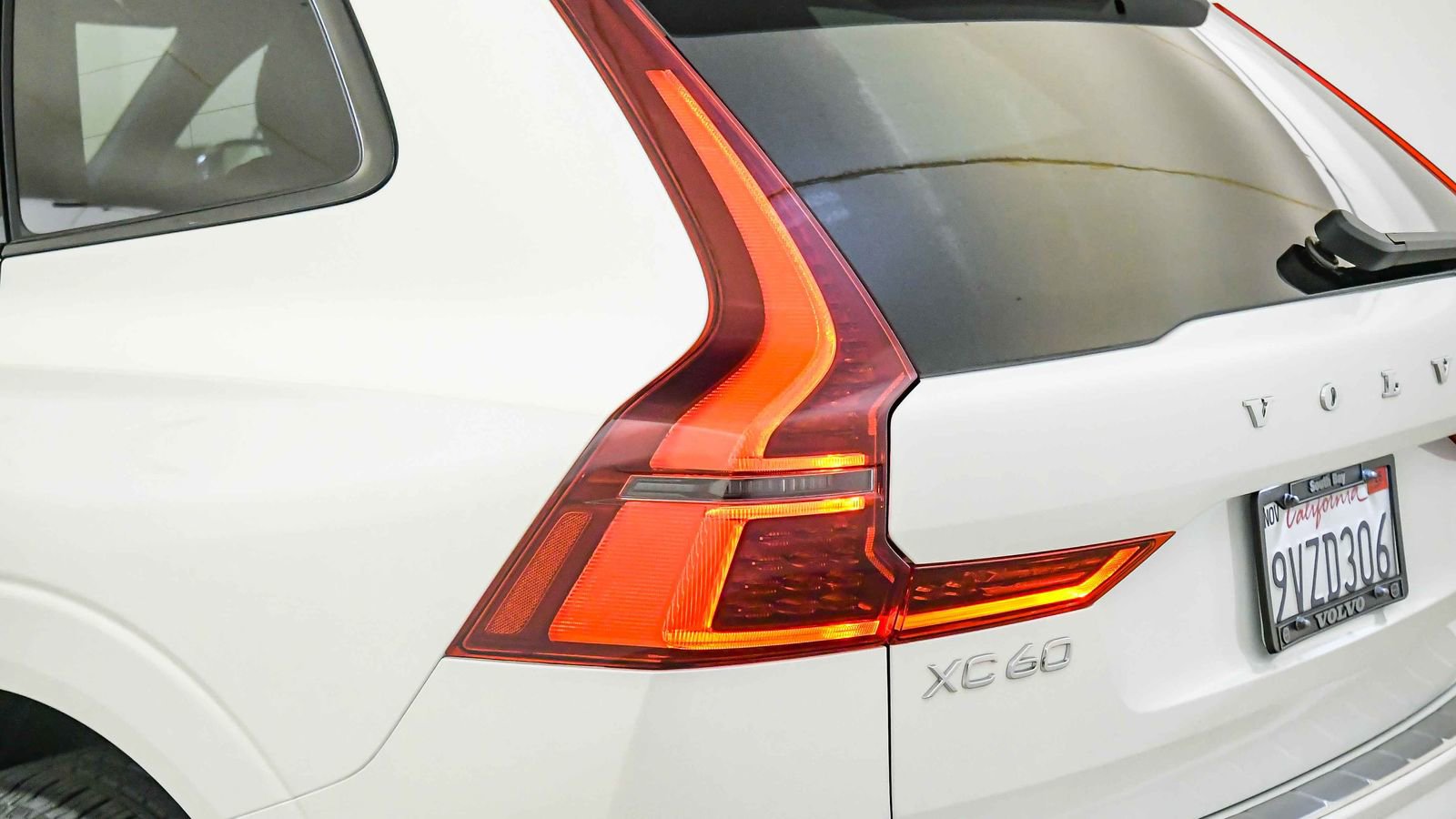 Certified 2026 Volvo XC60 B5 Plus w/ Protection Package Premier AWD/4WD image 12
