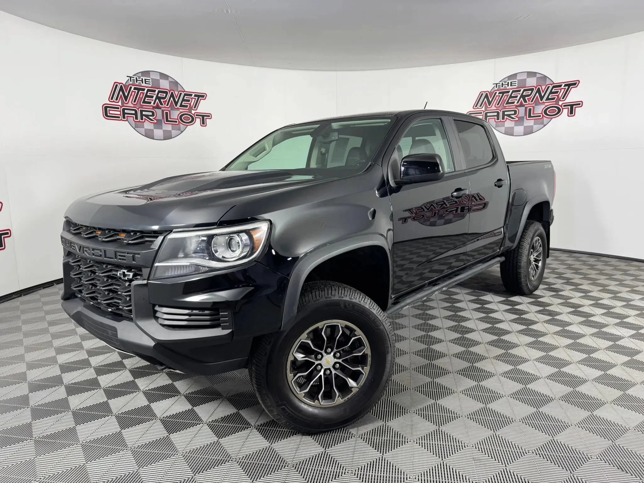 Used 2017 Chevrolet Colorado ZR2 AWD/4WD image 1
