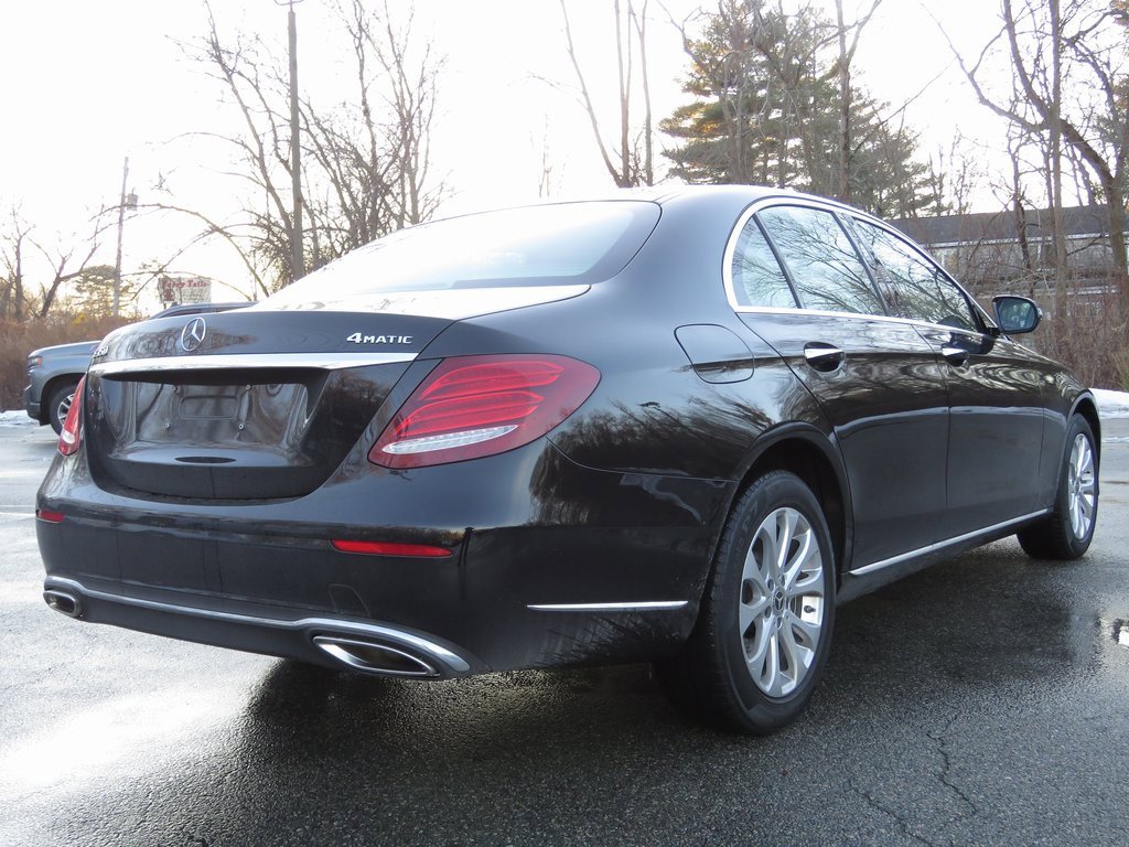 Used 2020 Mercedes-Benz E 350 4MATIC Sedan image 5
