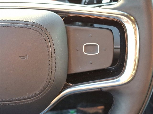 Used 2025 Lincoln Nautilus Premier w/ Jet Appearance Package image 24