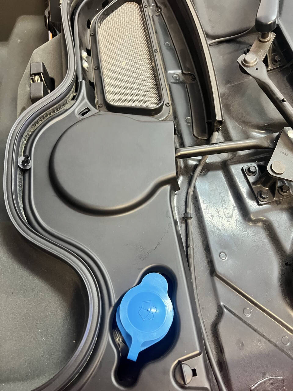 Used 2005 Ford GT RWD image 68