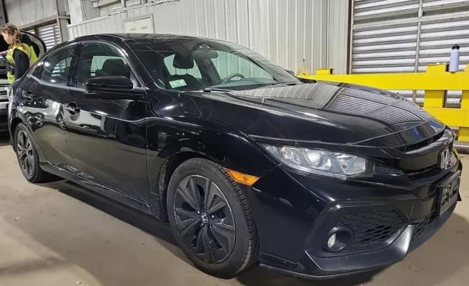 Used 2018 Honda Civic EX image 4