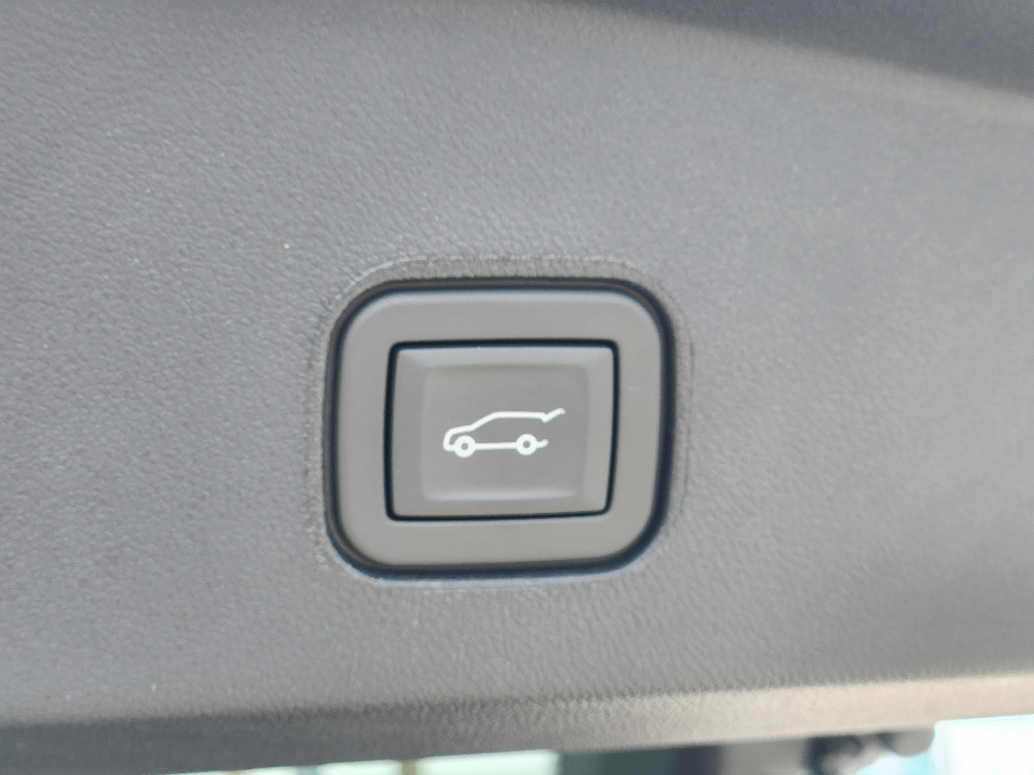 New 2025 Cadillac Lyriq Sport image 13