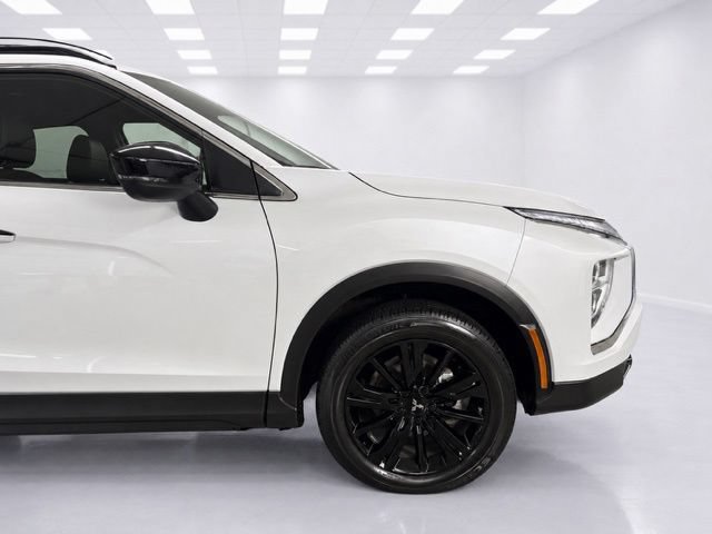Used 2025 Mitsubishi Eclipse Cross AWD image 7