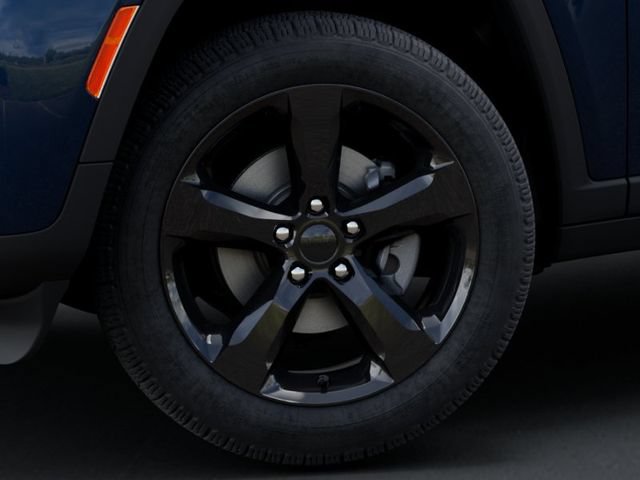 New 2026 Jeep Grand Cherokee Limited w/ Limited Altitude Package AWD/4WD image 8