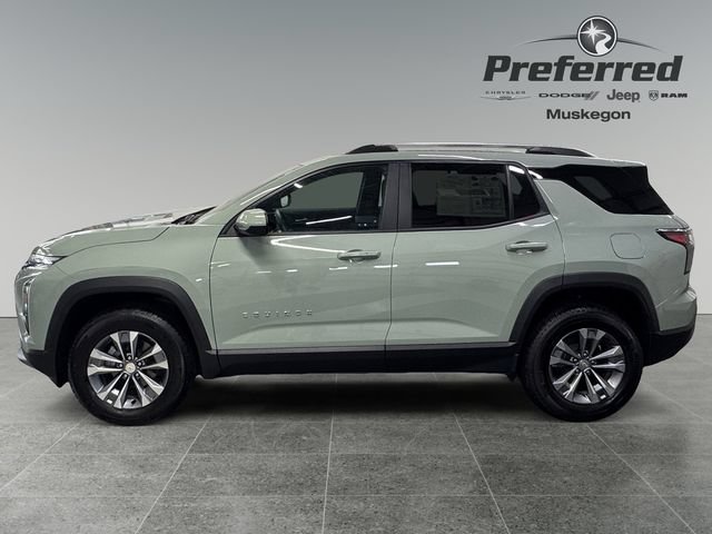 Used 2025 Chevrolet Equinox LT AWD/4WD image 9