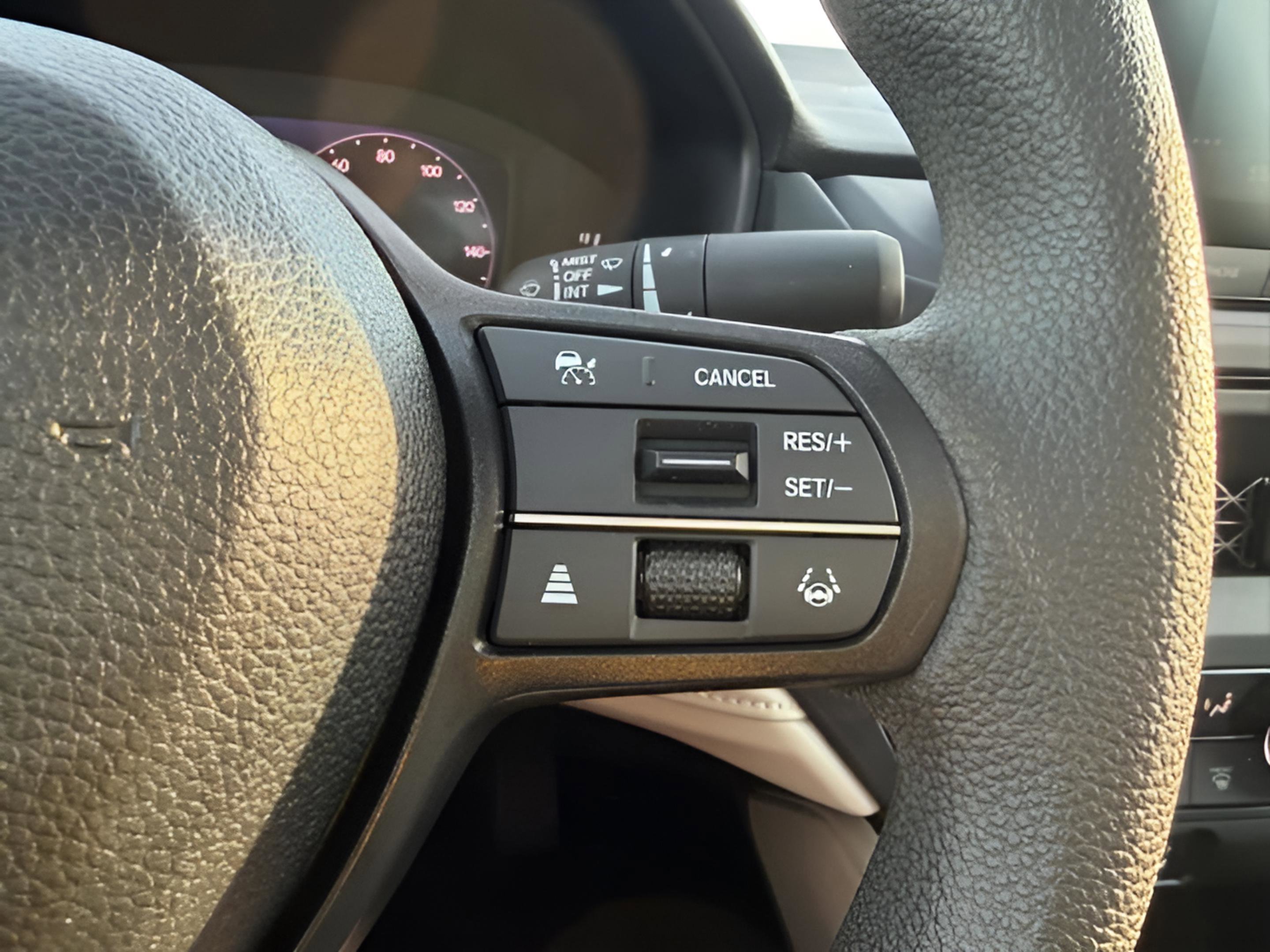 Certified 2025 Honda Accord SE image 13