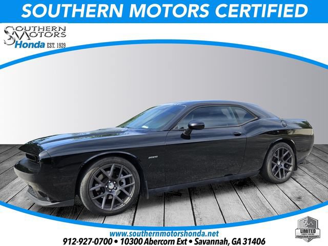 Used 2016 Dodge Challenger R/T Plus RWD image 1