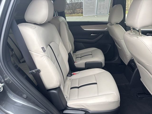 Used 2025 MAZDA CX-90 3.3 Turbo w/ Preferred Package image 17