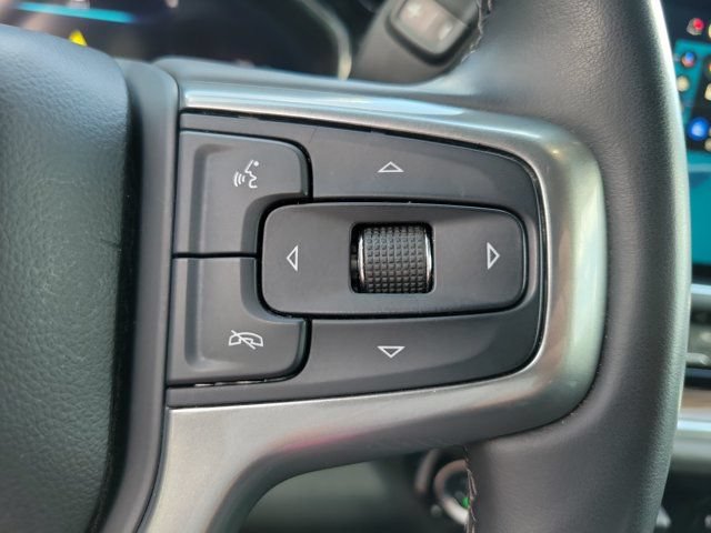 Used 2025 Chevrolet Silverado 1500 LT AWD/4WD image 24