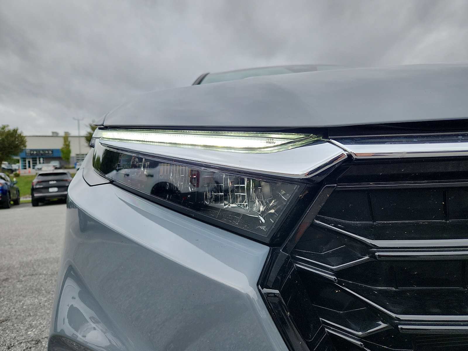 Used 2024 Honda CR-V EX image 9