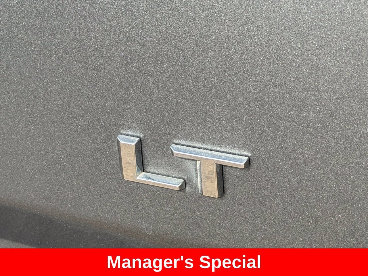 Used 2022 Chevrolet Colorado LT RWD image 7