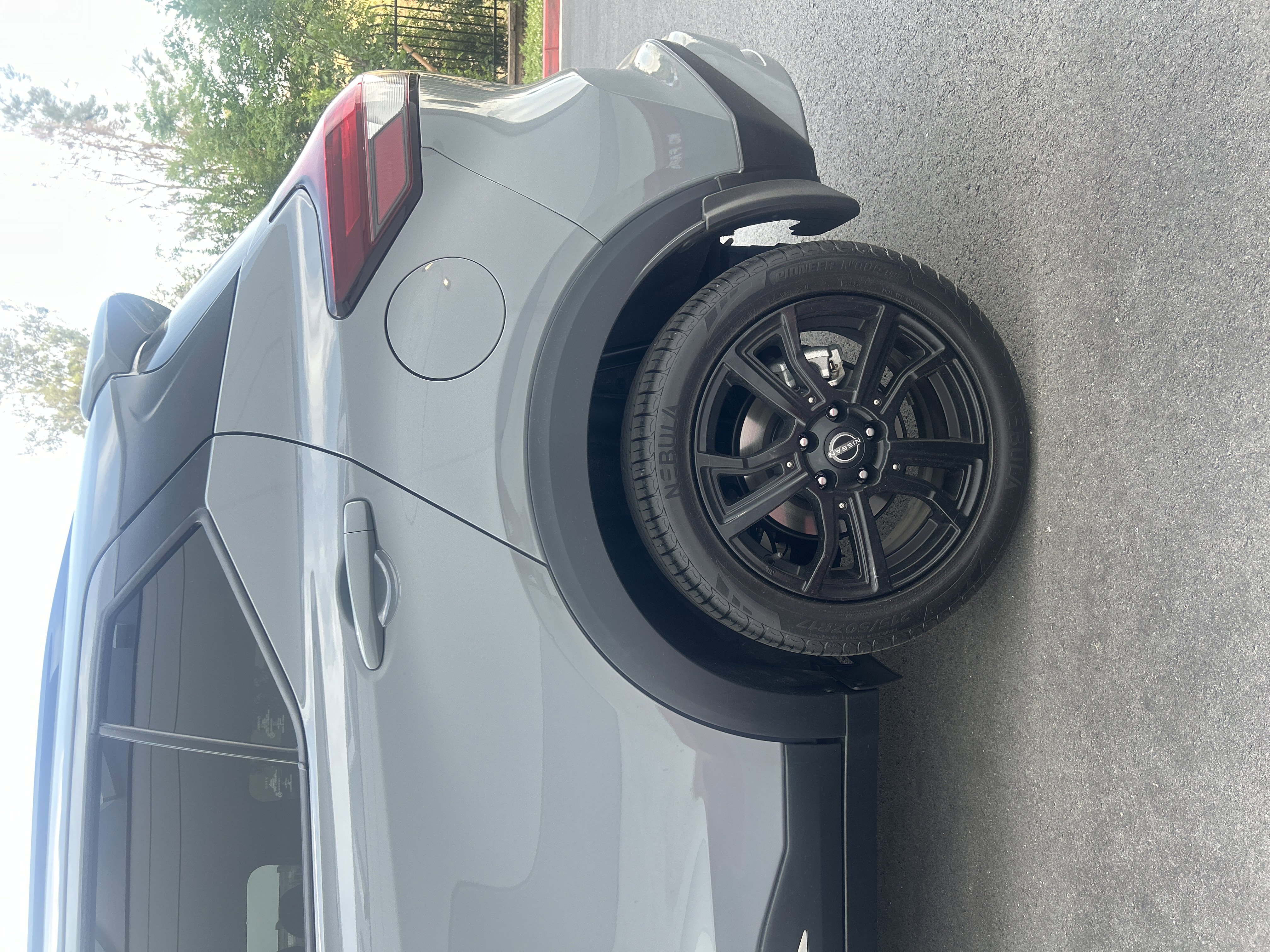 Used 2023 Nissan Kicks SR image 13