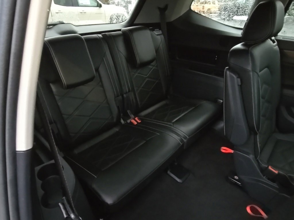 Used 2024 Volkswagen Atlas SE image 27